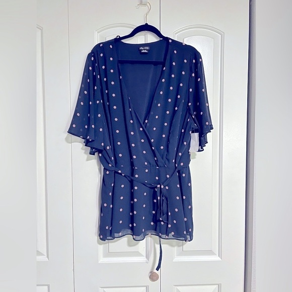 189. NWT City Chic Eloise Top XXL/24 - Picture 7 of 7